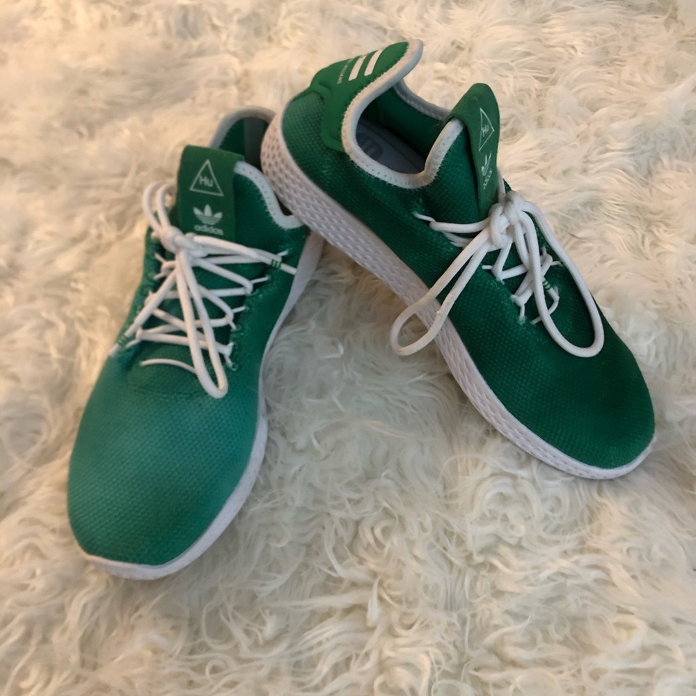 Adidas Pharrell Williams size 6 1/2
